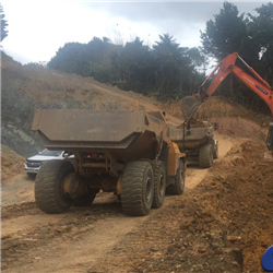 Loading out overburden at Western Hills Quarry
